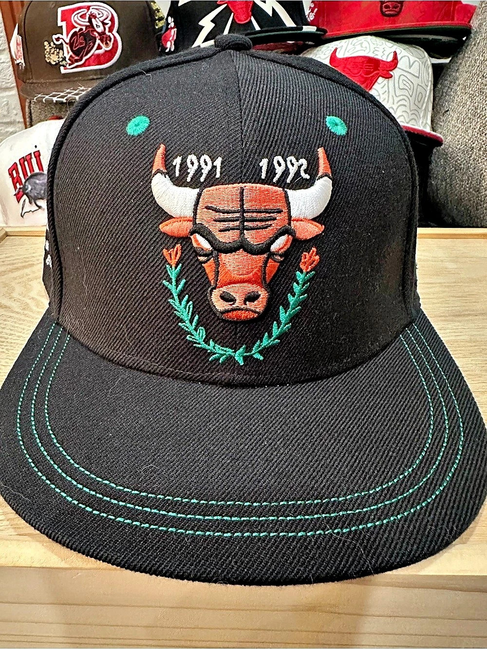 Melonwear Chicago Bulls 2021/22 Artist Hat Series @Davheo Snapback